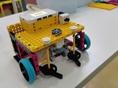 -童程童美·信息学竞赛·乐高机器人编程(长宁来福士校区)