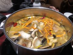 -野菌皇海景野生菌火锅(滨海大道店)