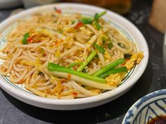滇味三鲜炒米线-云海肴云南菜·蒸汽石锅鱼(青岛万象城店)