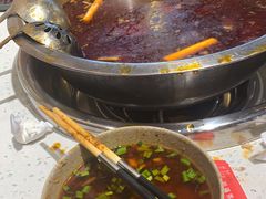 -肖肖酸萝卜鱼火锅(总店)
