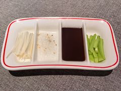 -秀儿四九城·新京菜(亚运村鸟巢店)