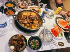 -运气牛自助酱大骨火锅(南京东路店)