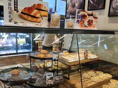 面包甜点陈列柜-巴黎贝甜(周浦海印店)