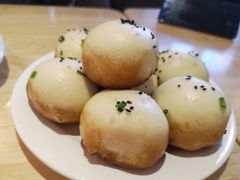 上海生煎包-玖鲜小笼(中山广场店)