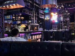 -爱啤精酿·民谣酒馆(滨江店)