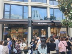 -lululemon(比斯特购物村店)