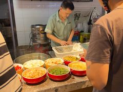 -红鼻子桂林米粉(金唐新光界店)