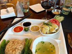 -三亚湾海居铂尔曼度假酒店