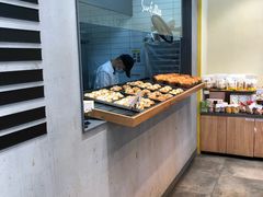 -皇冠幸福里动物奶油生日蛋糕(石桥店)