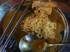 部队锅-MI WU FACTORY米屋美食工厂餐厅(绿地店)