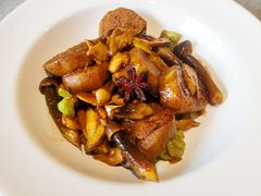 -半山腰·云南菜(侨福芳草地店)