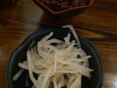 辣肉酱-丽虹云南过桥米线(兴工街店)