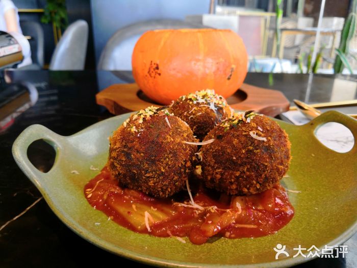 KCOOKING概念韩餐(世茂52+店)墨鱼芝士饭团图片