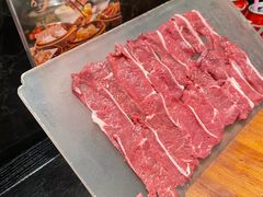 -海上明月海鲜火锅 鲜切牛肉