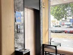 -雲宜贵宾舍酒店(深圳龙东地铁站店)