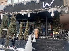 -W COLLECTIVE  DESSERT SHOP