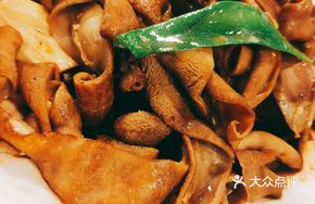 Braised Goose Intestine with Soy Sauce
