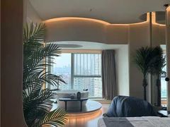 -芷迹江景酒店(五一广场汇景城店)