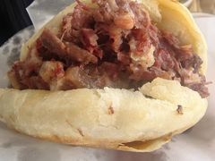 -闫家驴肉老店(华电一校店)