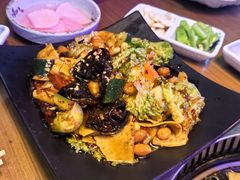 -豚豚猪村烤肉·韩国烤肉(总店)