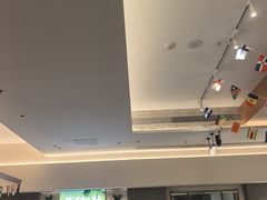 -肥肥虾庄·金牌油焖大虾(汉口城市广场店)
