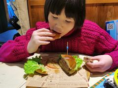 -房角石咖啡与书(吉大南校店)