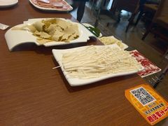 -思阁炭香火锅(学伟鑫城总店)