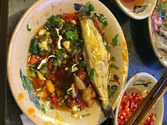 茅草房生态火锅山庄-茅草房·河畔园林火锅