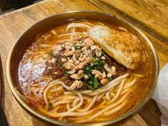 -聚合鑫东北熏酱熟食麻辣面(长阳店)