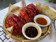 -靓虾二哥长沙地标小龙虾(五一广场店)