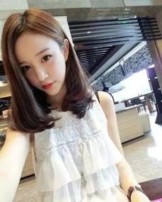 -时尚殿堂明星门店
