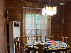 -故乡缘·香格里拉山庄(冷竹路店)