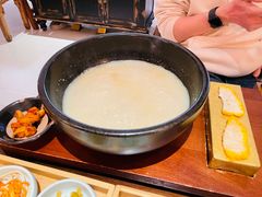 -银米·云南传统过桥米线(双廊黑金冠店)