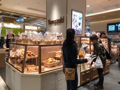 面包甜点陈列柜-山崎面包(静安久光店)