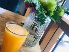 鲜榨橙汁-UPPER KITCHEN(延安路店)