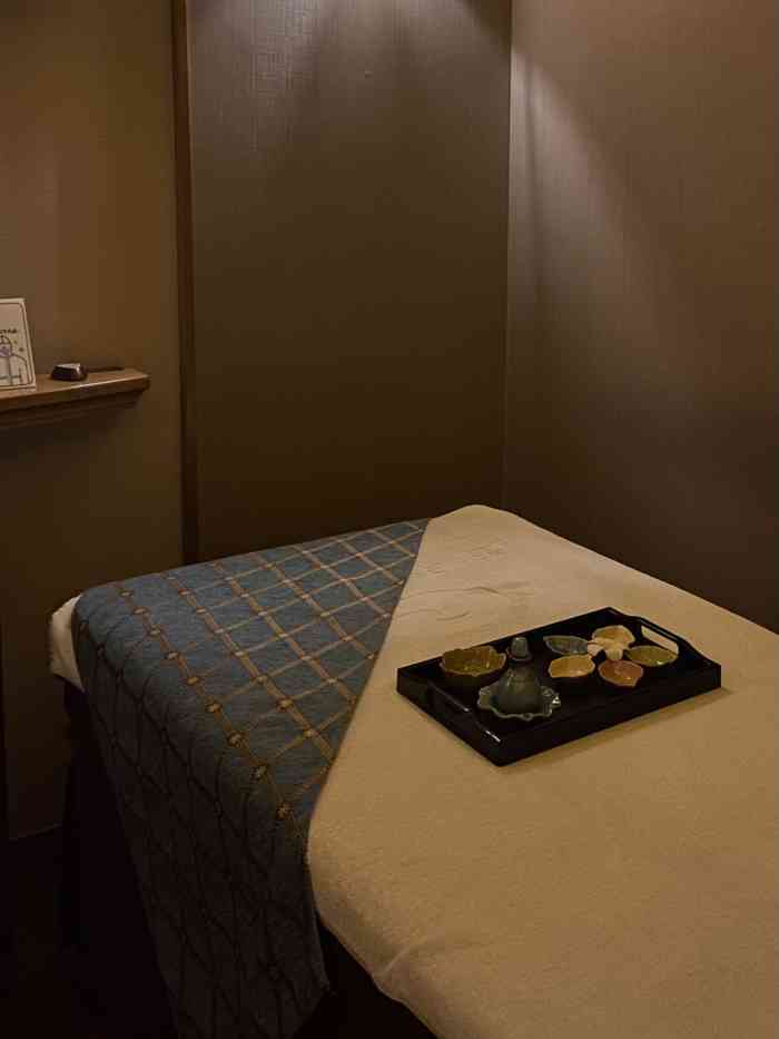 手佳健康会所水疗店(嘉益店)-"腰背痛了很多年了,经常需要按摩来缓解.