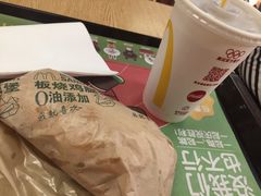-麦当劳(新城市广场店)