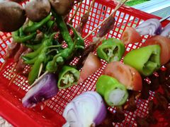 -新疆玉石烧烤(三中后庆路店)