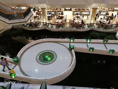 -广东大厦酒店(广州北京路步行街纪念堂地铁站店)