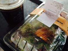 -星巴克(上海虹桥站2A检票口)
