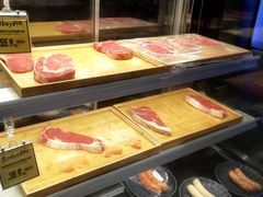 面包甜点陈列柜-河马鲜生海鲜超市(风荷园店)