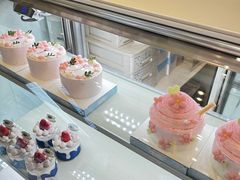 -LanTa蓝塔烘焙(紫荆山卜蜂莲花店)