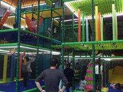 -蒙特利亲子乐园