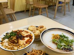 -正南齐北·老街糯米团(洪崖洞店)