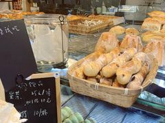 面包甜点陈列柜-仙峰天然面包(迎宾路店)