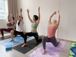 -亚太瑜伽普拉提学院