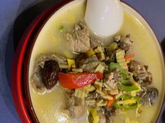 -拾光音乐餐酒吧(告庄星光夜市店)