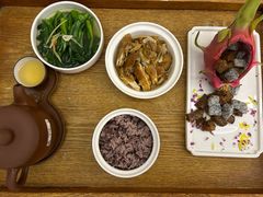 -雪梅月子中心(华侨城店)