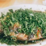 峨眉山一家开满鲜花的饭店,香甜的空气伴爽口小菜