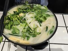 -肥汁米蘭香港米线(长宁来福士店)